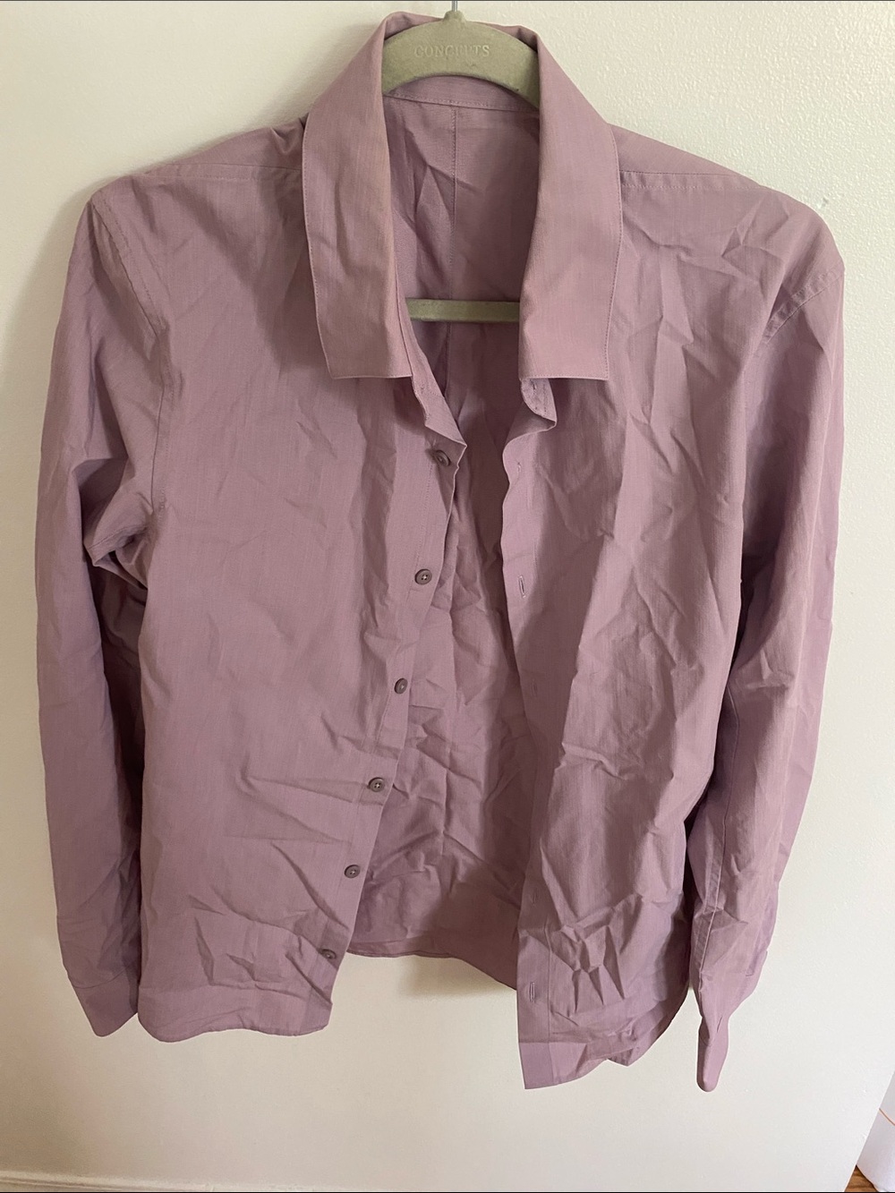 lululemon athletica Men’s Button-Up Shirt - Dusty Lavender